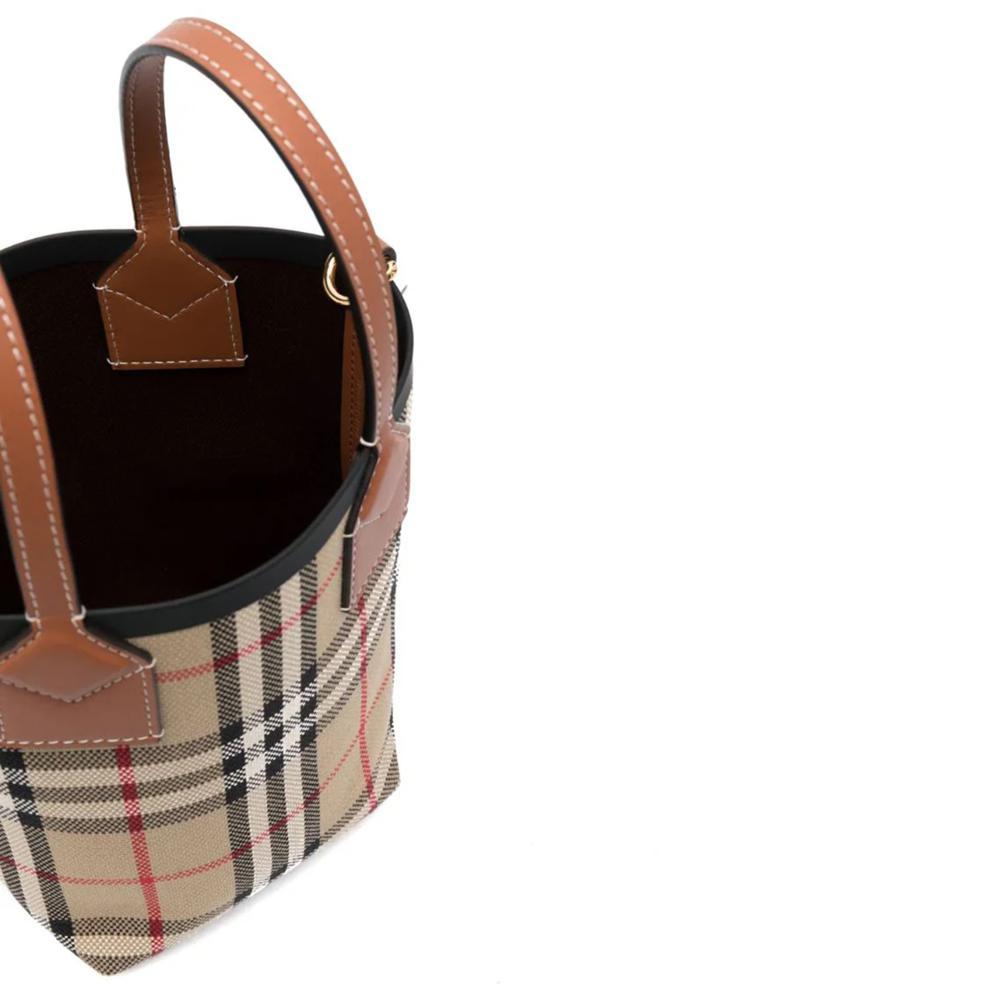 (7483)[BURBERRY]토트백 23FW 8070461 A7026