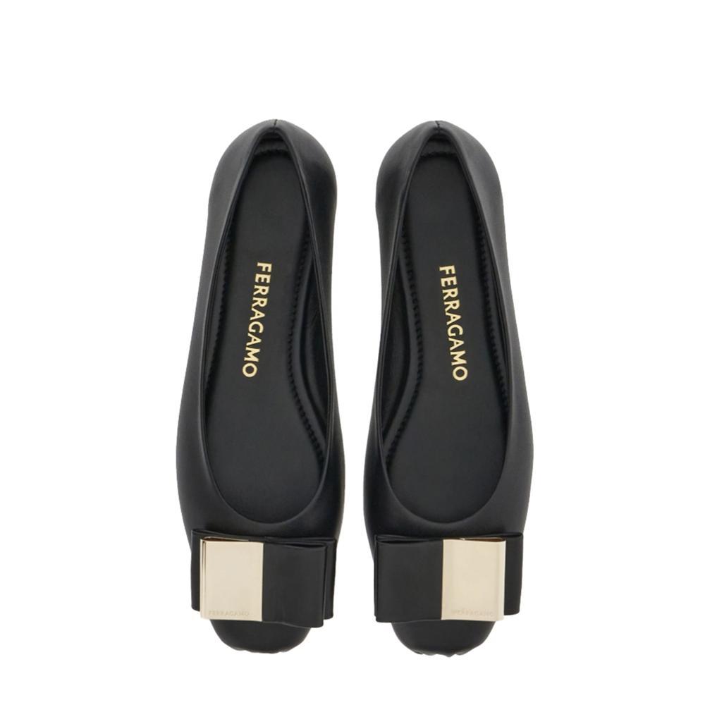 (9687)[FERRAGAMO]플랫/뮬 23FW 01G255 001